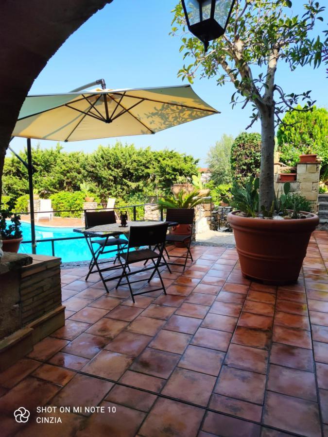 Casolare Giummari Bed & Breakfast Карини Екстериор снимка
