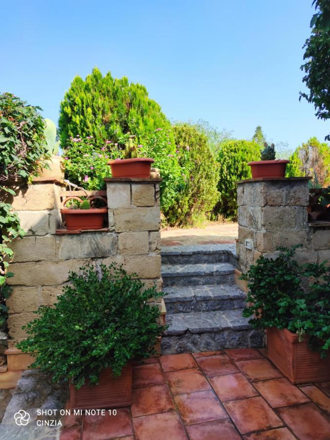 Casolare Giummari Bed & Breakfast Карини Екстериор снимка