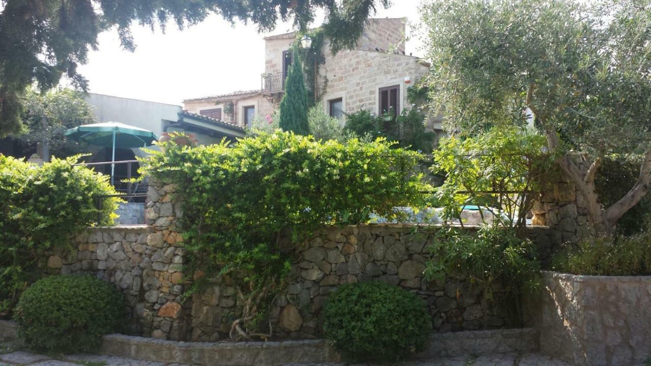 Casolare Giummari Bed & Breakfast Карини Екстериор снимка