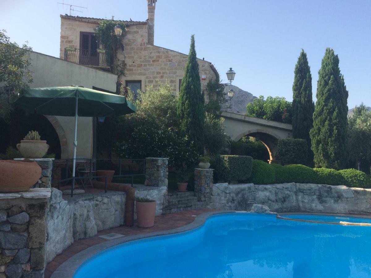 Casolare Giummari Bed & Breakfast Карини Екстериор снимка