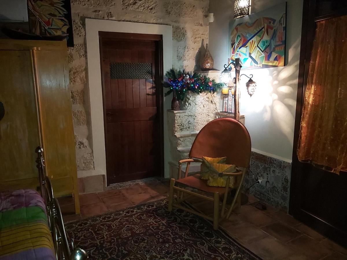 Casolare Giummari Bed & Breakfast Карини Екстериор снимка